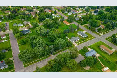 231 3rd Avenue SW, Winnebago, MN 56098 - Photo 3