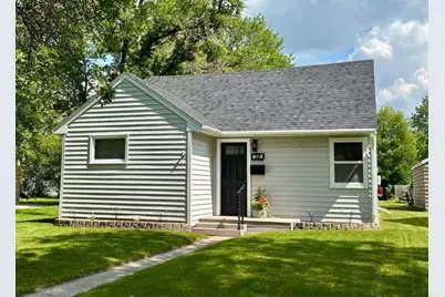 616 Tindolph Avenue S, Thief River Falls, MN 56701 - Photo 1