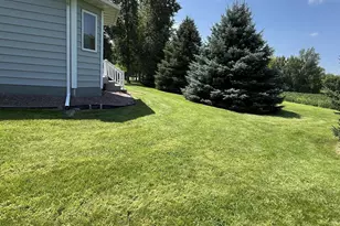 720 Plum Ave, Windom, MN 56101 - Photo 23