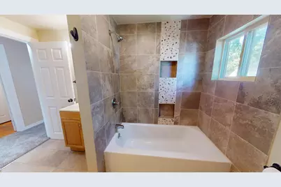 705 Glenview Drive, Albert Lea, MN 56007 - Photo 25