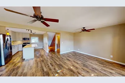 705 Glenview Drive, Albert Lea, MN 56007 - Photo 5