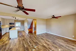 705 Glenview Dr, Albert Lea, MN 56007 - Photo 5