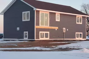 754 190th St, Baldwin, WI 54002 - Photo 3