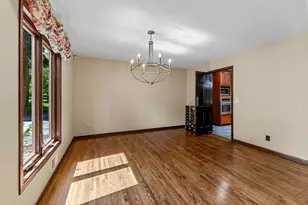 18408 Timber Ridge Dr, Minnetonka, MN 55345 - Photo 13