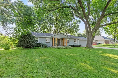 1940 Pennsylvania Avenue N, Golden Valley, MN 55427 - Photo 1