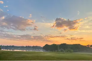 1304 W Medicine Lake Dr, Plymouth, MN 55441 - Photo 1