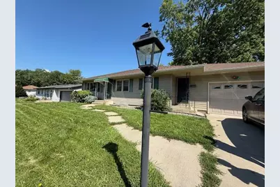 230 W 3 1/2 Street, Waconia, MN 55387 - Photo 1