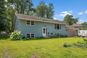916 Adams St, Anoka, MN 55303 - Photo 1
