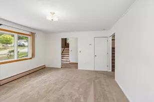 10930 Radisson Dr, Burnsville, MN 55337 - Photo 7