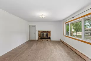 10930 Radisson Dr, Burnsville, MN 55337 - Photo 5