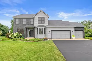 13954 Flagstaff Ct, Apple Valley, MN 55124 - Photo 1