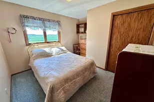 19118 Aspen Ave, Tracy, MN 56175 - Photo 15