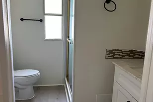 112 Kingsway Dr, North Mankato, MN 56003 - Photo 9