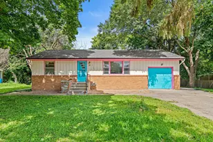 2708 Williams Dr, Burnsville, MN 55337 - Photo 3