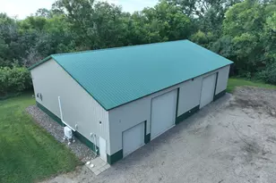 6045 50th Ave NW, Montevideo, MN 56265 - Photo 5