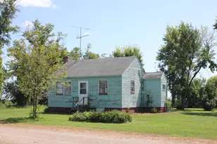 6045 50th Ave NW, Montevideo, MN 56265 - Photo 27