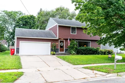 1911 6th Avenue NW, Austin, MN 55912 - Photo 1