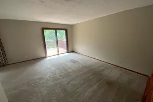 401 Whispering Ln, Hastings, MN 55033 - Photo 3