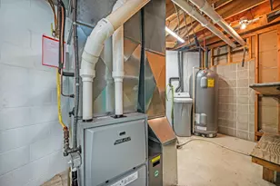 630 E 13th St, Blue Earth, MN 56013 - Photo 39