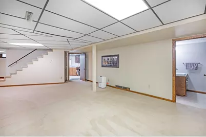 630 E 13th Street, Blue Earth, MN 56013 - Photo 33