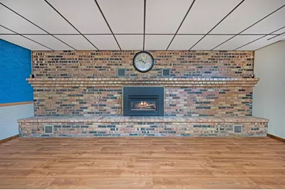 630 E 13th Street, Blue Earth, MN 56013 - Photo 31