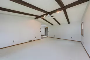 630 E 13th St, Blue Earth, MN 56013 - Photo 21