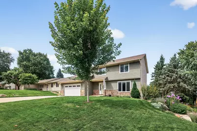 9376 Newcastle Road, Woodbury, MN 55125 - Photo 1