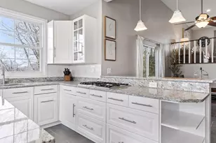 5070 Evergreen Ln N, Plymouth, MN 55442 - Photo 13