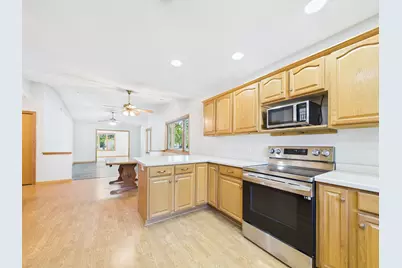 600 Boulevard Avenue NE, Montgomery, MN 56069 - Photo 5