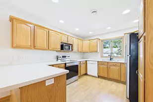 600 Boulevard Ave NE, Montgomery, MN 56069 - Photo 3