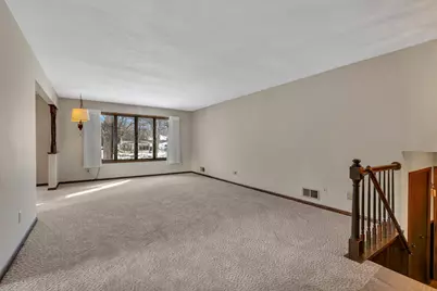 726 Hassan Street SE, Hutchinson, MN 55350 - Photo 17