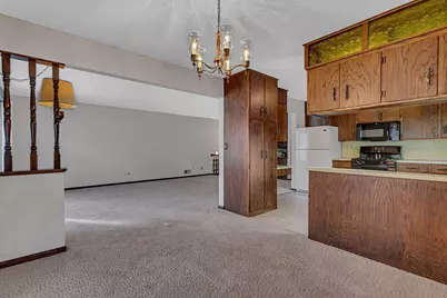 726 Hassan Street SE, Hutchinson, MN 55350 - Photo 11