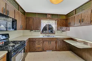 726 Hassan St SE, Hutchinson, MN 55350 - Photo 7