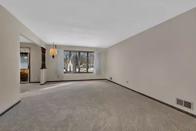 726 Hassan Street SE, Hutchinson, MN 55350 - Photo 17