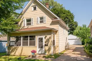 1625 5th St E, Saint Paul, MN 55106 - Photo 1