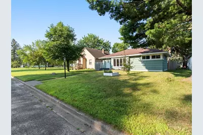 1109 7th Avenue NE, Brainerd, MN 56401 - Photo 1