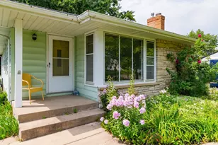 654 3rd Ave NW, New Brighton, MN 55112 - Photo 1