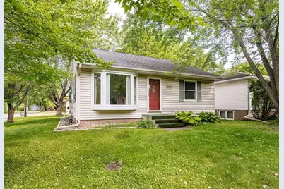 2101 Prospect Avenue, Cloquet, MN 55720 - Photo 1