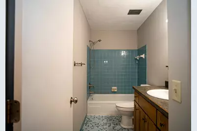 4848 Grenwich Trail N, Oakdale, MN 55128 - Photo 11