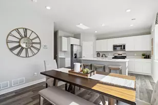 17033 Draper Wy, Lakeville, MN 55044 - Photo 11