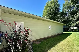 1115 Elmhurst Ave, Luverne, MN 56156 - Photo 3