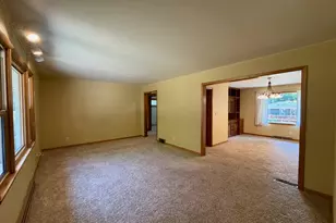 1115 Elmhurst Ave, Luverne, MN 56156 - Photo 3