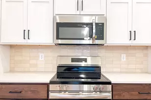 2832 74th Avenue S, Fargo, ND 58104 - Photo 9