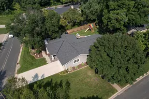 5536 Mirror Lakes Dr, Edina, MN 55436 - Photo 43