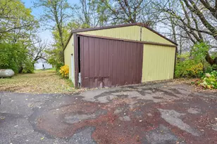 1727 N Lake Dr, Braham, MN 55006 - Photo 27