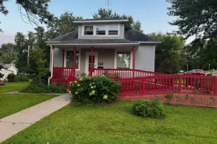 1023 White St, Jackson, MN 56143 - Photo 1