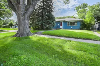 226 22nd Avenue N, Fargo, ND 58102 - Photo 1