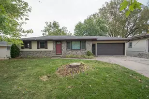 631 17th Ave NW, New Brighton, MN 55112 - Photo 1