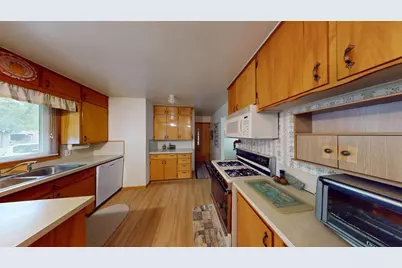 1321 Garfield Avenue, Albert Lea, MN 56007 - Photo 3