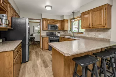 591 Autumn Oaks Court, Eagan, MN 55123 - Photo 13